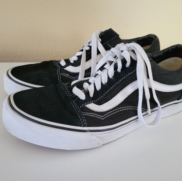 Vans Other - Vans Unisex Old Skool Classic Skate Shoes M8.5 W10